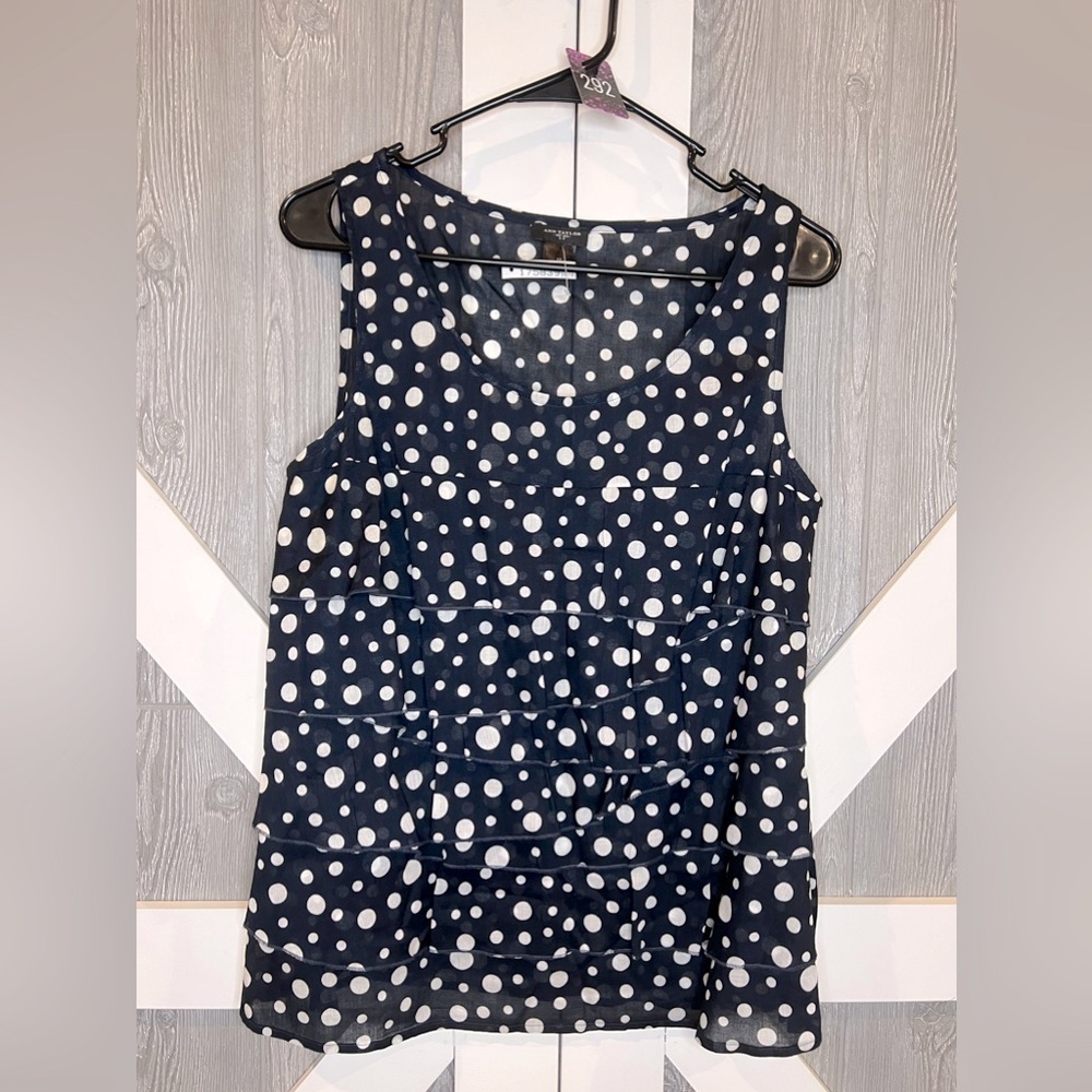 B4.42 Ann Taylor Factory Ruffle Polka Dot 100% Cotton Blouse 10/M